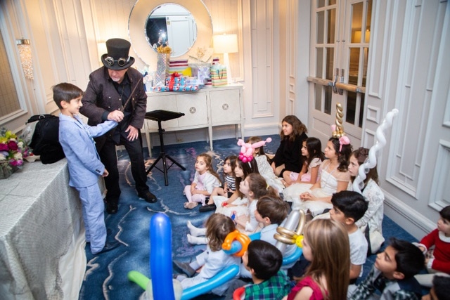 Best Magician for Magic Show for kids